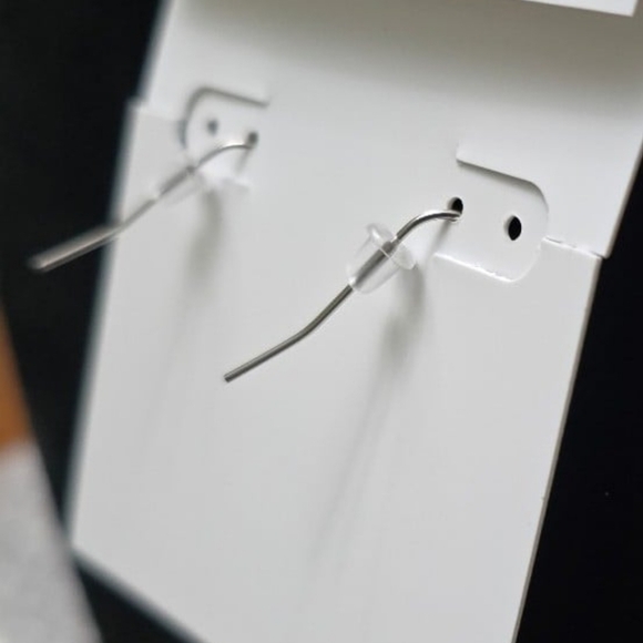 Kendra Scotti Heart Drop Earrings - Picture 3 of 3